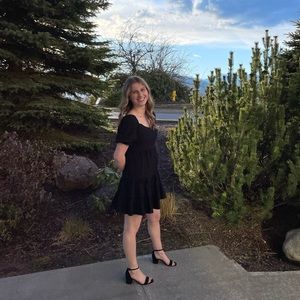 Meet your Posher, Brianne